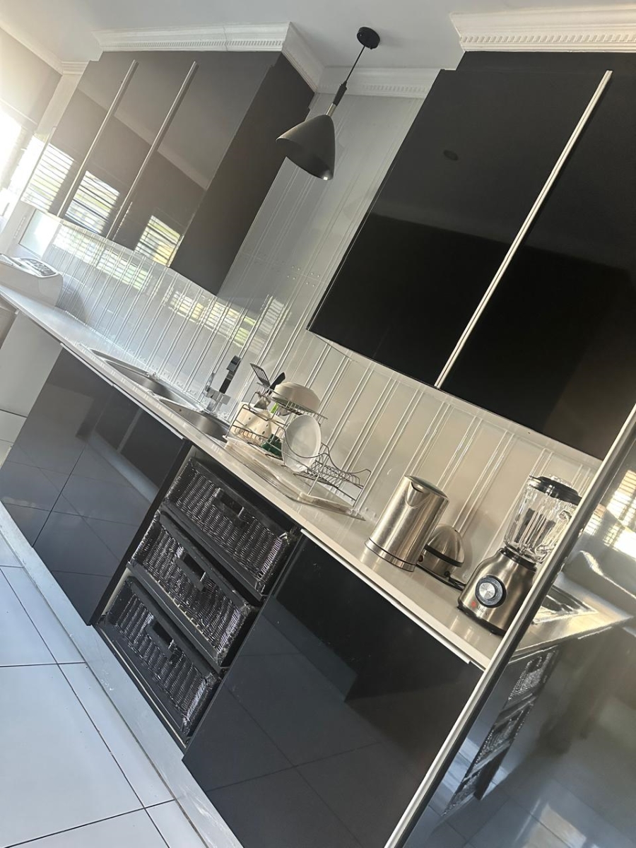 4 Bedroom Property for Sale in Gonubie Eastern Cape